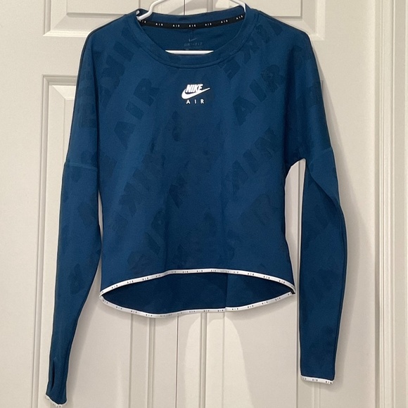 Nike Women Air Dri-Fit Midlayer Running/Training Top - Small  NWT - Picture 1 of 9